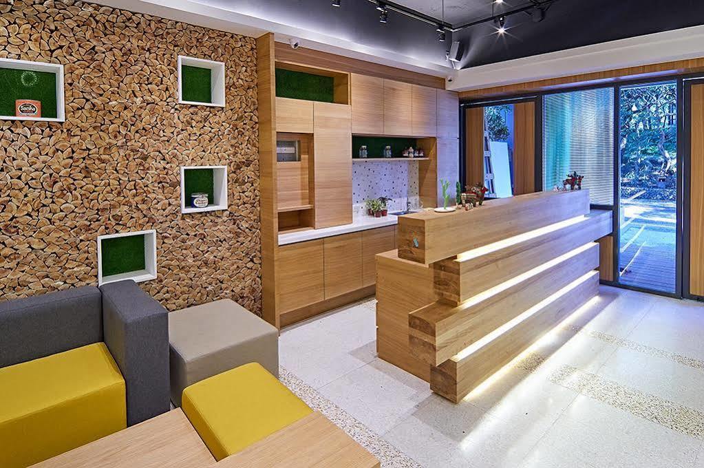 ג'יאושי East Hostel מראה חיצוני תמונה
