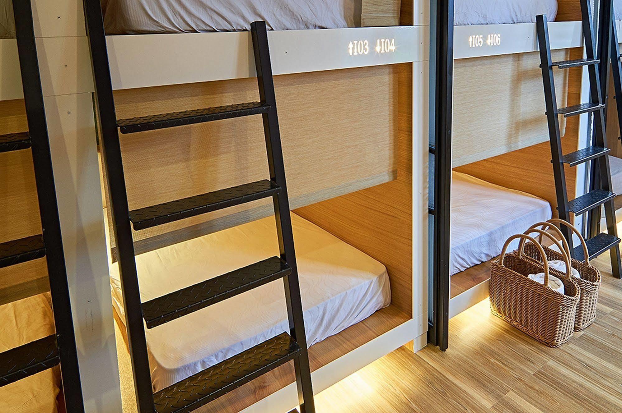 ג'יאושי East Hostel מראה חיצוני תמונה